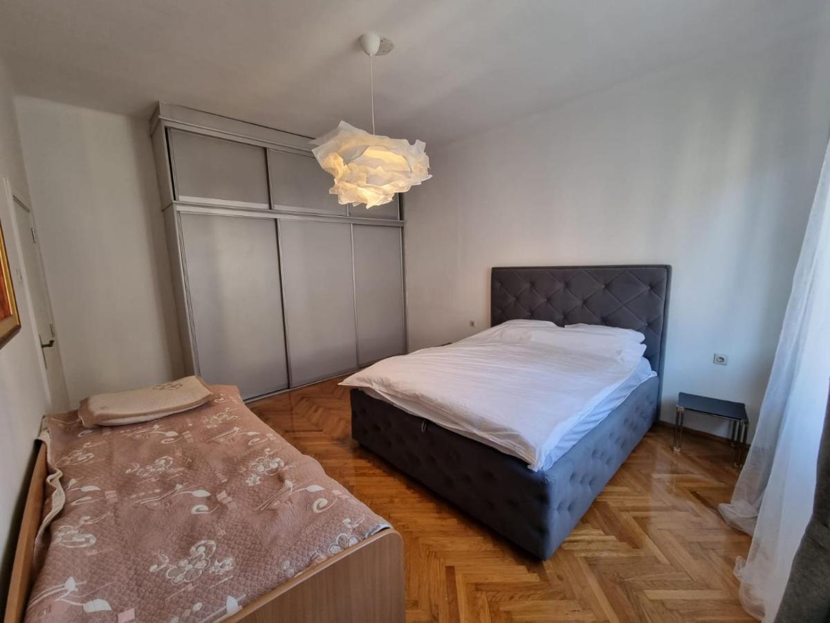 Апартаменты Right In The Heart Of Podgorica! Экстерьер фото